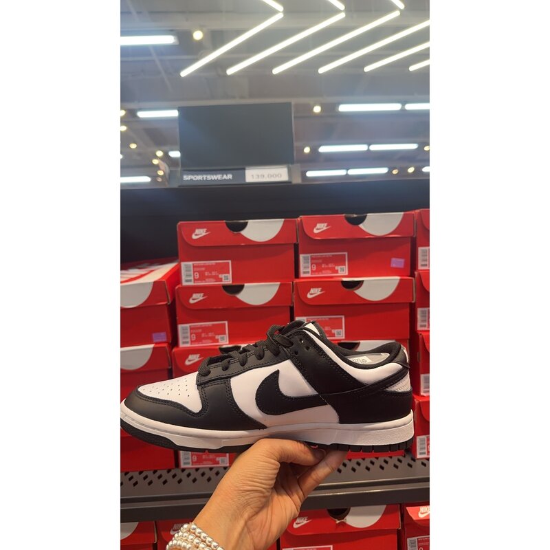 우먼스 나이키 덩크 로우 EF W NIKE DUNK LOW EF